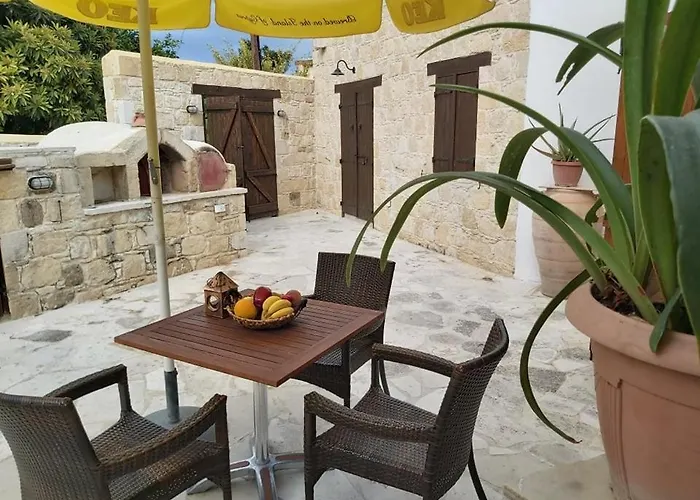 Semesterbostad Ktima Charitini 1