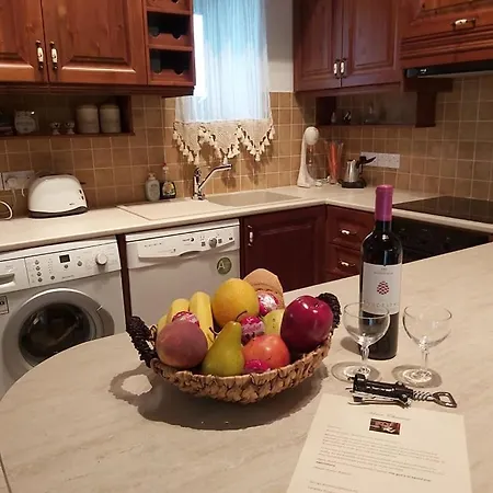 Tatil Evi Ktima Charitini 1