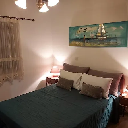 Ktima Charitini 1 بيت للعطل *