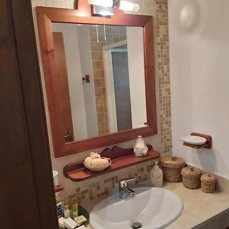 Nyaraló Ktima Charitini 1 *