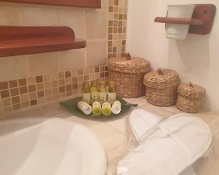 Nyaraló Ktima Charitini 1 *